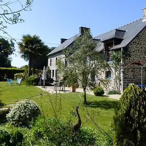 Les Petites Chapelles Couette-café